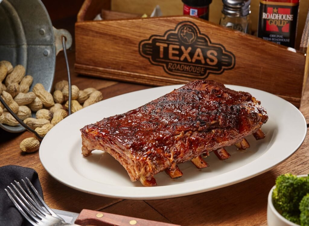 You Need to Know About Dining at Early Bird Texas Roadhouse